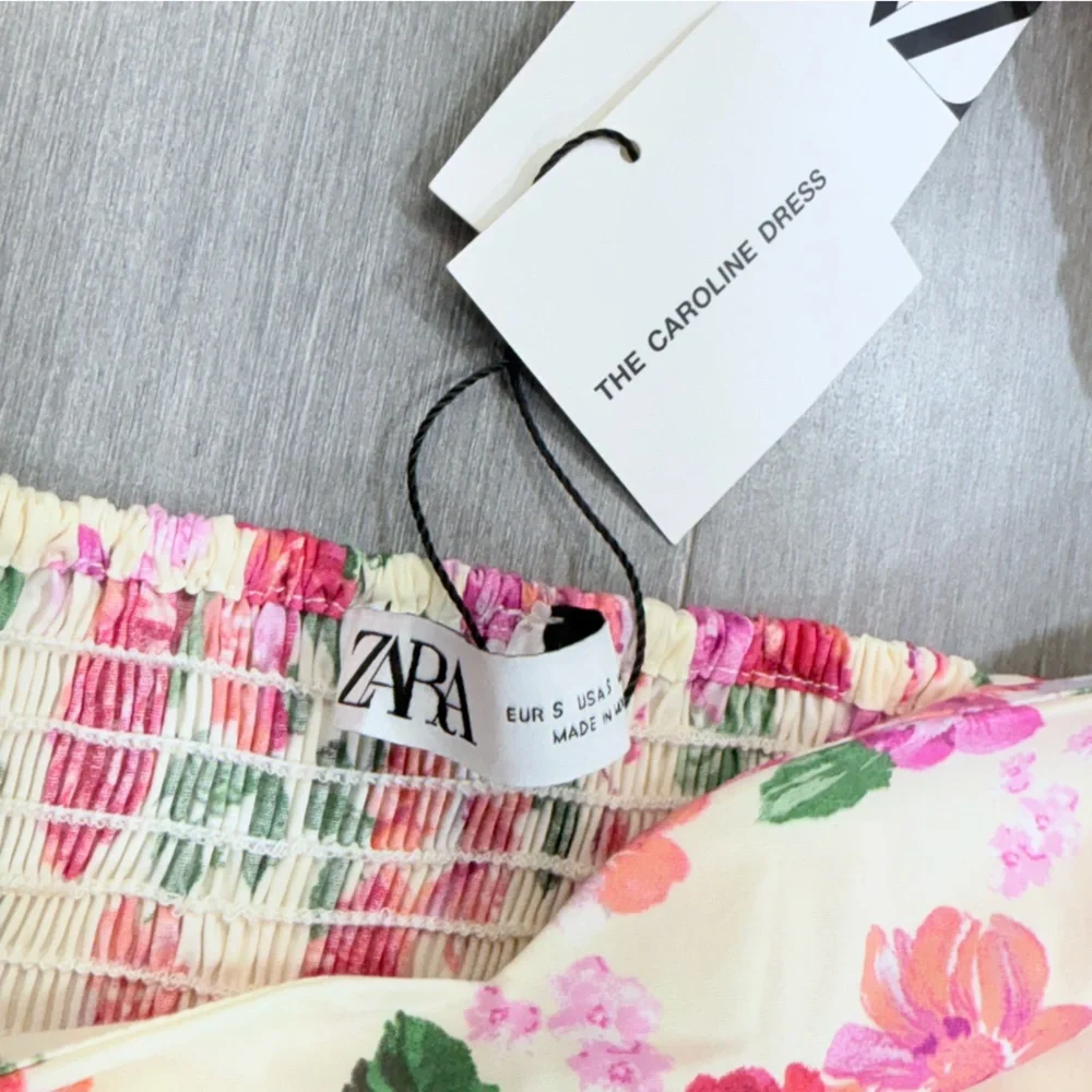 NWT ZARA THE CAROLINE DRESS S MINI FLORAL OFF SHOULDER PUFF SLEEVE Blogger Fave - Picture 11 of 16